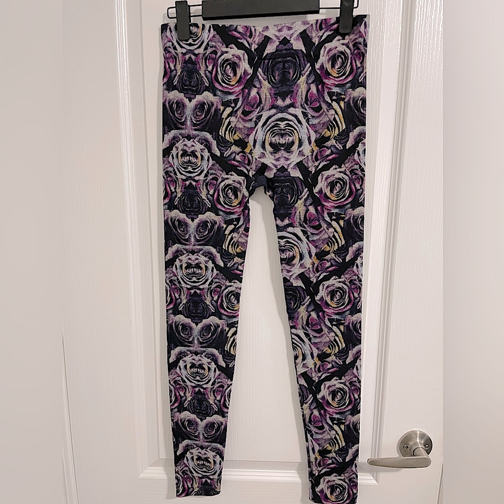 Floral Printed Tights